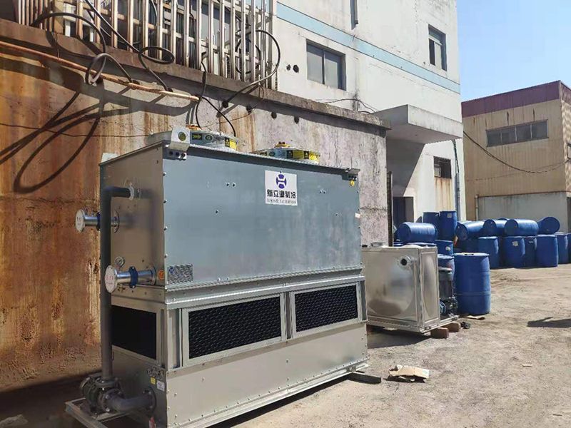 60fe7b7e30028.jpg 01.jpg